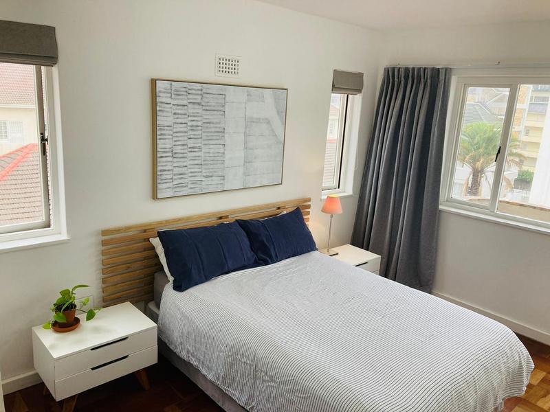 1 Bedroom Property for Sale in Sea Point Western Cape